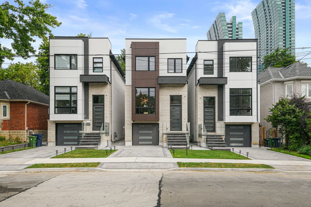 32 Florence Avenue, North York Realty Tours